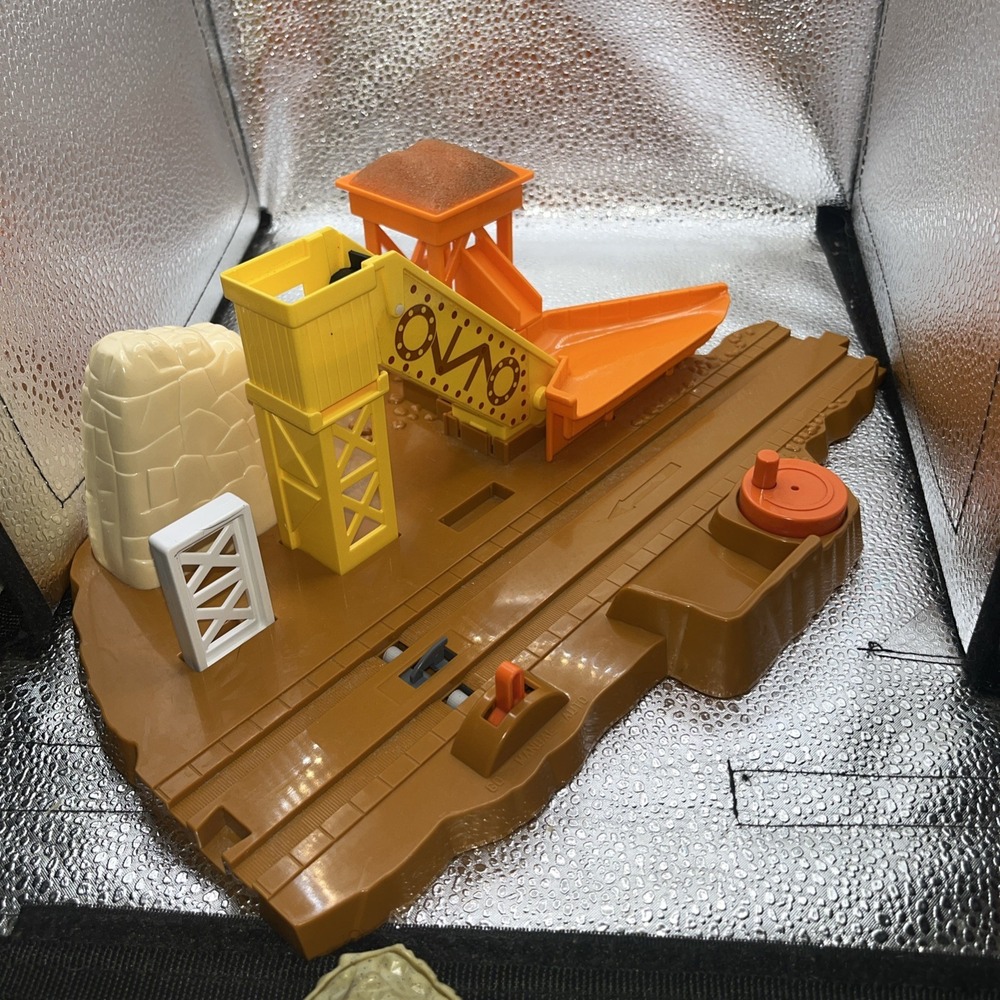 Thomas And Friends Tomy Trackmaster Sodor Quarry Loader Set READ - Incomplete